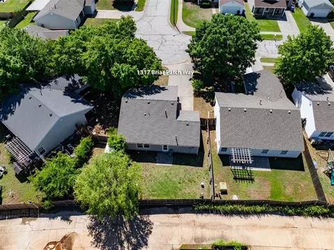 View/Area - 1317 Briar Patch Way, Norman, OK 73071 photo 6 of 8