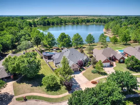 View/Area - 112 Mcsha Pl, Norman, OK 73072 photo 2 of 4