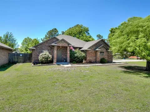 2995 N Clarke St, Choctaw, OK 73020