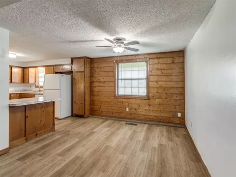 Dining - 501 E Maple, Noble, OK 73068 photo 1 of 1