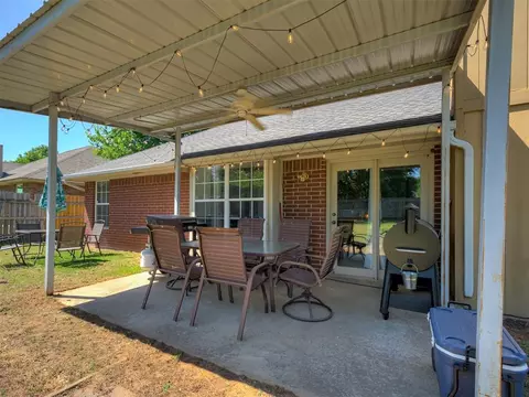 Exterior - 20554 Ember Ln, Harrah, OK 73045 photo 4 of 6