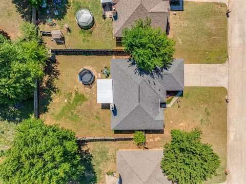 View/Area - 20554 Ember Ln, Harrah, OK 73045 photo 1 of 4
