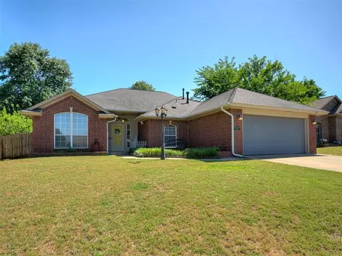 Exterior - 20554 Ember Ln, Harrah, OK 73045 photo 2 of 6