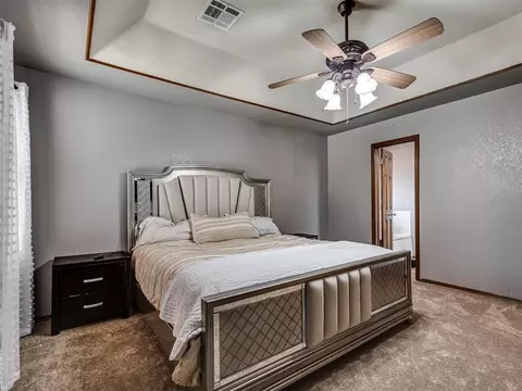 Bedroom - 20554 Ember Ln, Harrah, OK 73045 photo 2 of 6