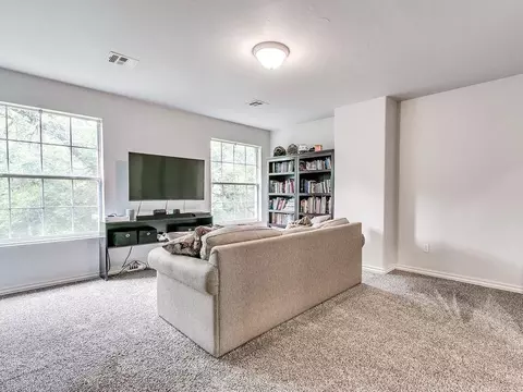 Living - 524 Celtic Ct, Edmond, OK 73025 photo 3 of 3