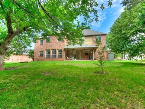 Exterior - 524 Celtic Ct, Edmond, OK 73025 photo 4 of 4