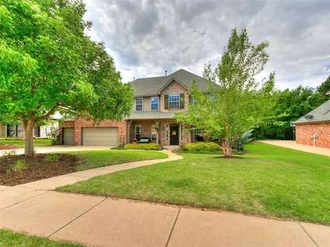 524 Celtic Ct, Edmond, OK 73025