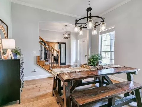 Dining - 524 Celtic Ct, Edmond, OK 73025 photo 2 of 3