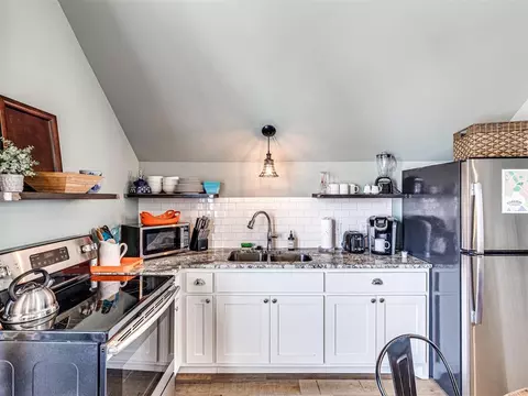 Kitchen - 35 Redbud Ln, Carlton Landing, OK 74432 photo 9 of 9