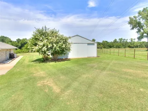 46 Shady Grove Rd, Mcloud, OK 74851 photo 2