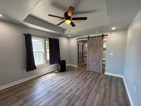 Living - 95 Cimarron Rd, Crescent, OK 73028 photo 1 of 5