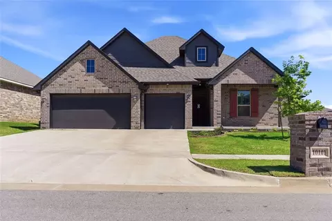 10101 NW 139th Cir, Yukon, OK 73099