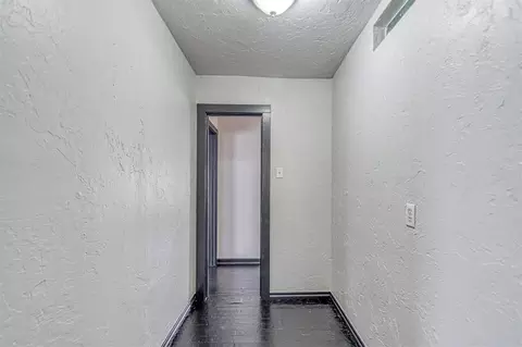 Entry Way - 717 E Johnson St, Norman, OK 73071 photo 4 of 4