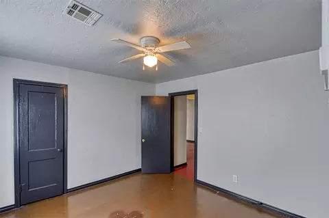 Bedroom - 717 E Johnson St, Norman, OK 73071 photo 6 of 6