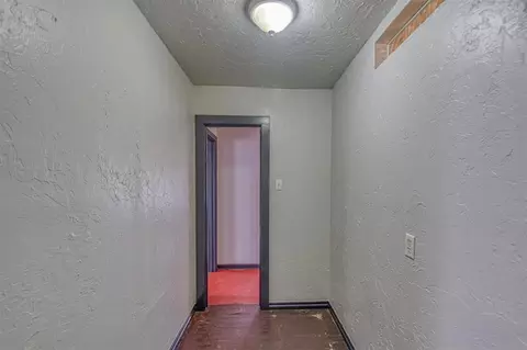 Entry Way - 717 E Johnson St, Norman, OK 73071 photo 2 of 5
