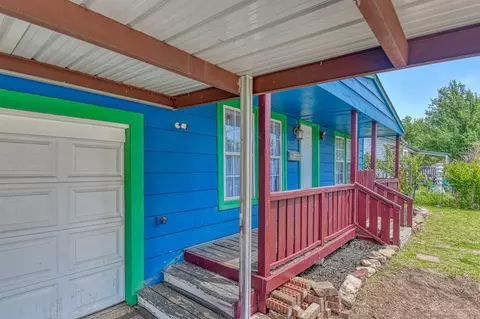 Exterior - 717 E Johnson St, Norman, OK 73071 photo 4 of 6