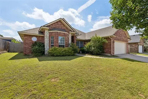 1980 Leslie Beachler Ln, Midwest City, OK 73130