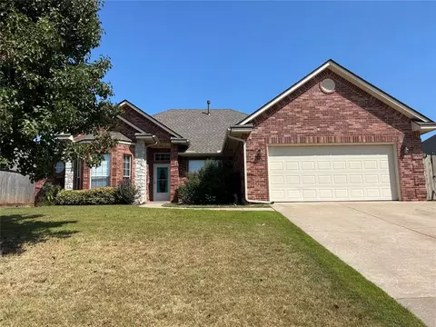 1980 Leslie Beachler Ln, Midwest City, OK 73130