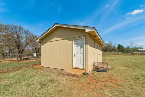 Other - 10170 E Post Oak Rd, Noble, OK 73068 photo 3 of 9