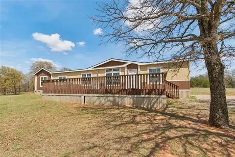 Exterior - 10170 E Post Oak Rd, Noble, OK 73068 photo 2 of 5