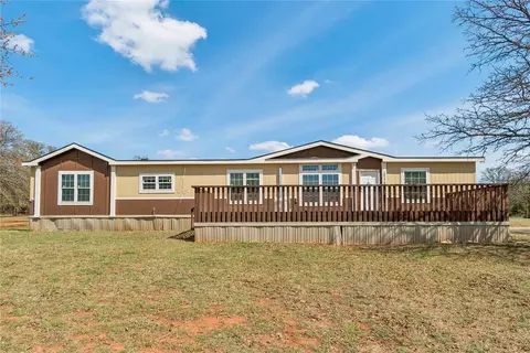 Exterior - 10170 E Post Oak Rd, Noble, OK 73068 photo 1 of 5