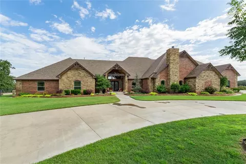 Exterior - 10150 E Post Oak Rd, Noble, OK 73068 photo 1 of 9
