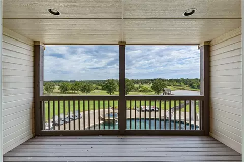 Exterior - 10150 E Post Oak Rd, Noble, OK 73068 photo 5 of 9