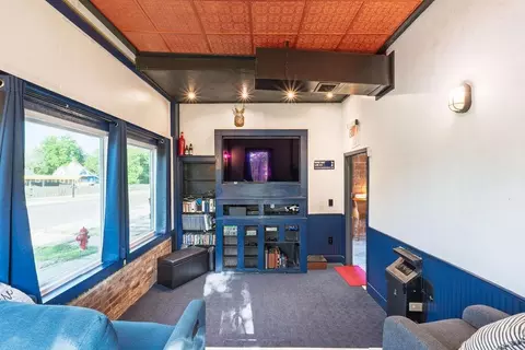 Living - 1302 E Main St, Shawnee, OK 74801 photo 6 of 6