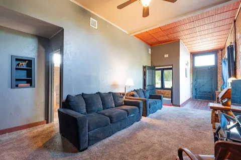Living - 1302 E Main St, Shawnee, OK 74801 photo 5 of 6