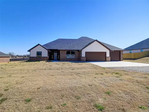 Exterior - 15957 Pecan Rd, Mcloud, OK 74851 photo 2 of 3