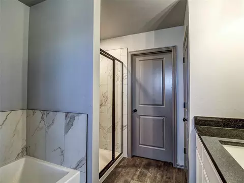 Bath - 15957 Pecan Rd, Mcloud, OK 74851 photo 3 of 4