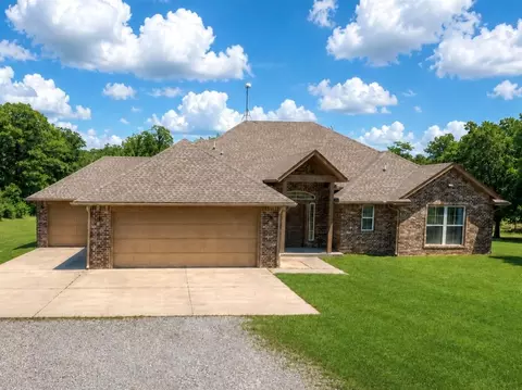 Exterior - 30360 Buck Ln, Mcloud, OK 74851 photo 1 of 8