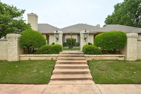 2100 Cobblestone Ct #106, Edmond, OK 73034