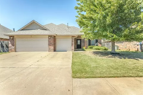1801 Woody Ln, Edmond, OK 73003