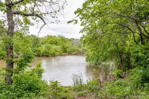 19520 Crestview Rd, Purcell, OK 73080
