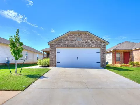 9504 NW 115th St, Yukon, OK 73099