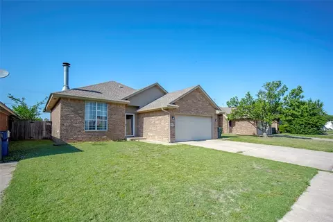 321 W 7th St, Edmond, OK 73003