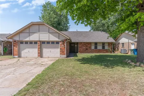 1021 Apollo Cir, Edmond, OK 73003