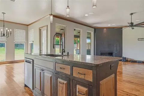 Kitchen - 1103 Riata Rd, Tuttle, OK 73089 photo 7 of 7