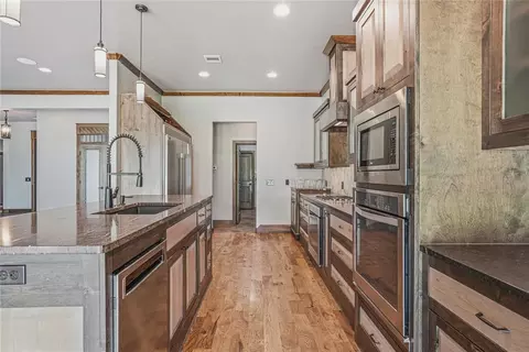 Kitchen - 1103 Riata Rd, Tuttle, OK 73089 photo 3 of 7