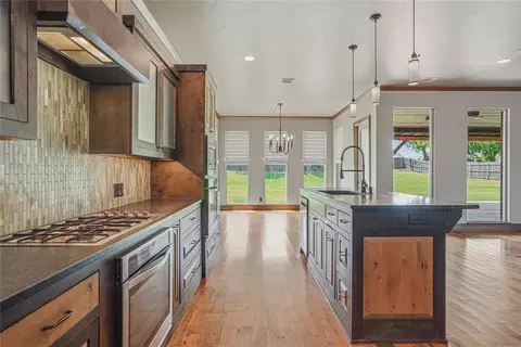 Kitchen - 1103 Riata Rd, Tuttle, OK 73089 photo 5 of 7