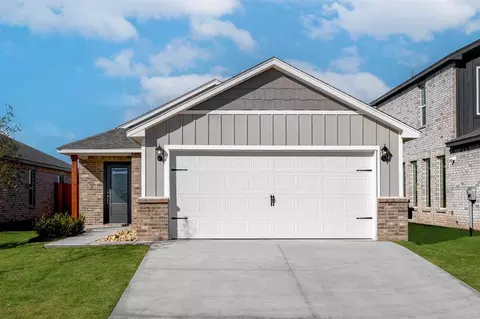 12716 Carrara Ln, Yukon, OK 73099