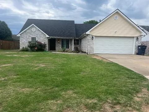 2912 Eastgate Dr, Seminole, OK 74868