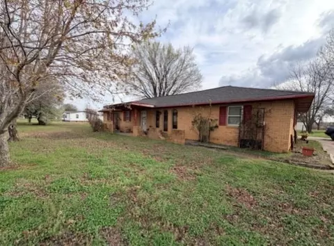 425 S 10th Ave, Stroud, OK 74079