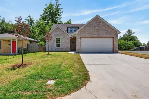 512 Ercoupe Dr, Midwest City, OK 73110