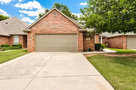 12504 Greenlea Chase W, Oklahoma City, OK 73170