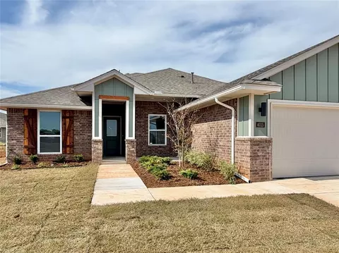 4015 Abingdon Dr, Norman, OK 73026