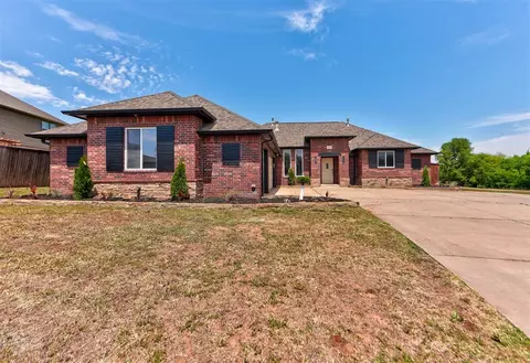 2801 Firewheel Rd, Edmond, OK 73013