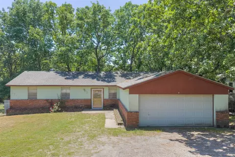 Exterior - 416888 E 1136 Rd, Checotah, OK 74426 photo 9 of 11