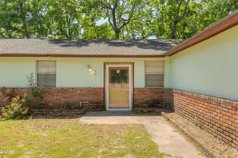 Exterior - 416888 E 1136 Rd, Checotah, OK 74426 photo 2 of 11